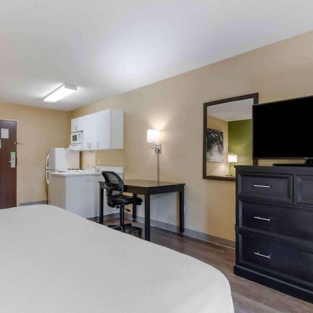 Extended Stay America Select Suites - Rockford - State Street Exterior foto