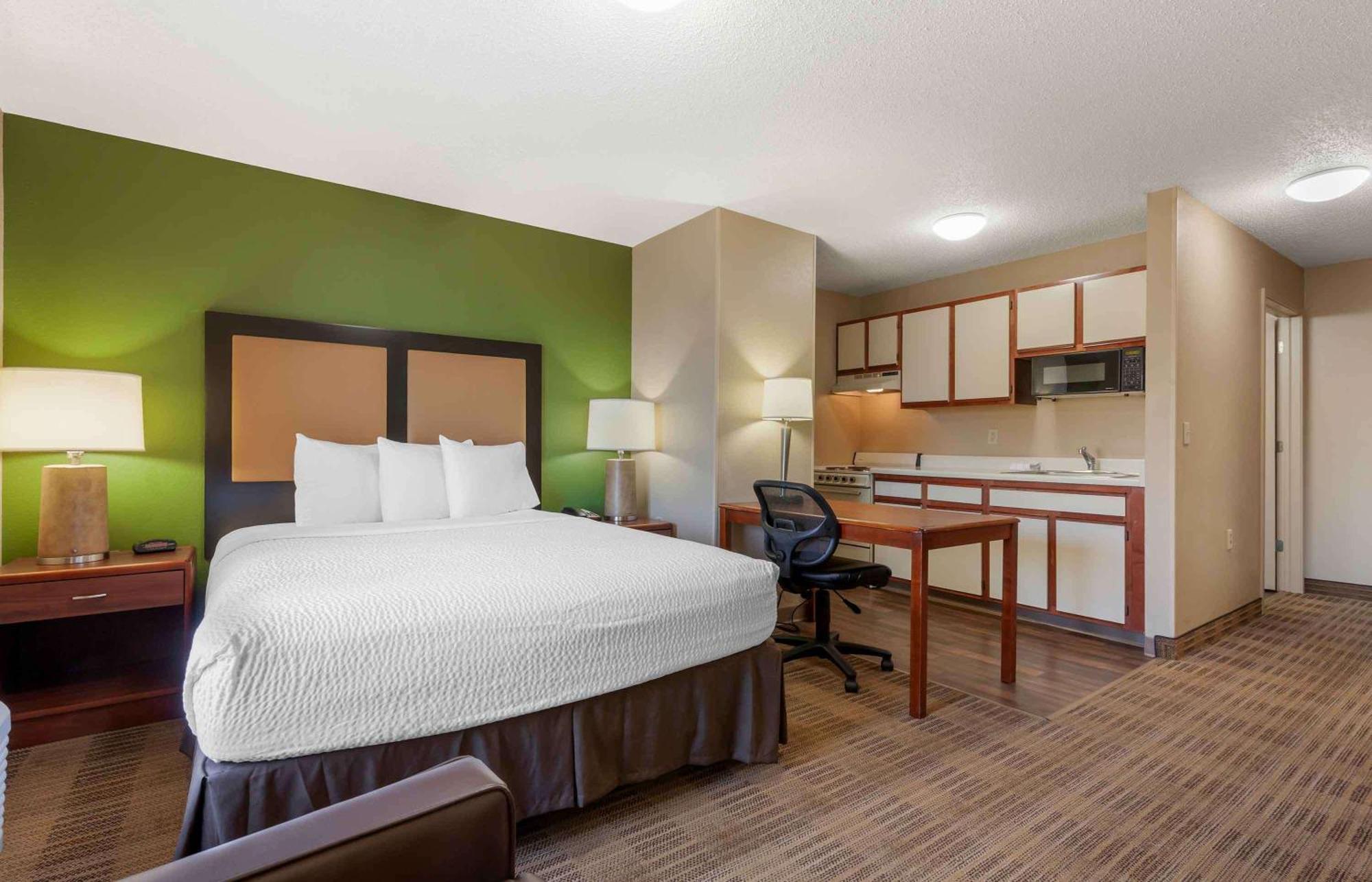 Extended Stay America Select Suites - Rockford - State Street Exterior foto