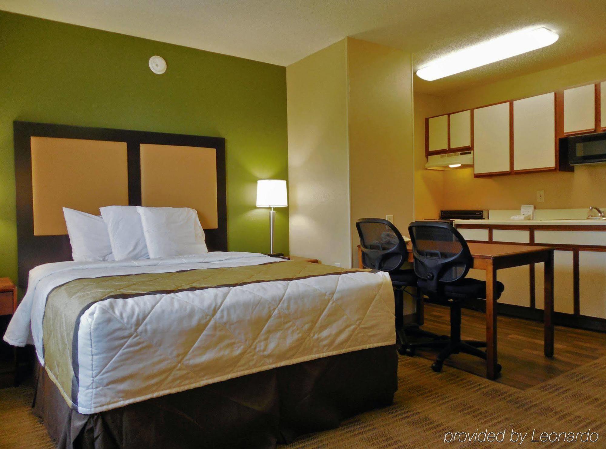 Extended Stay America Select Suites - Rockford - State Street Exterior foto